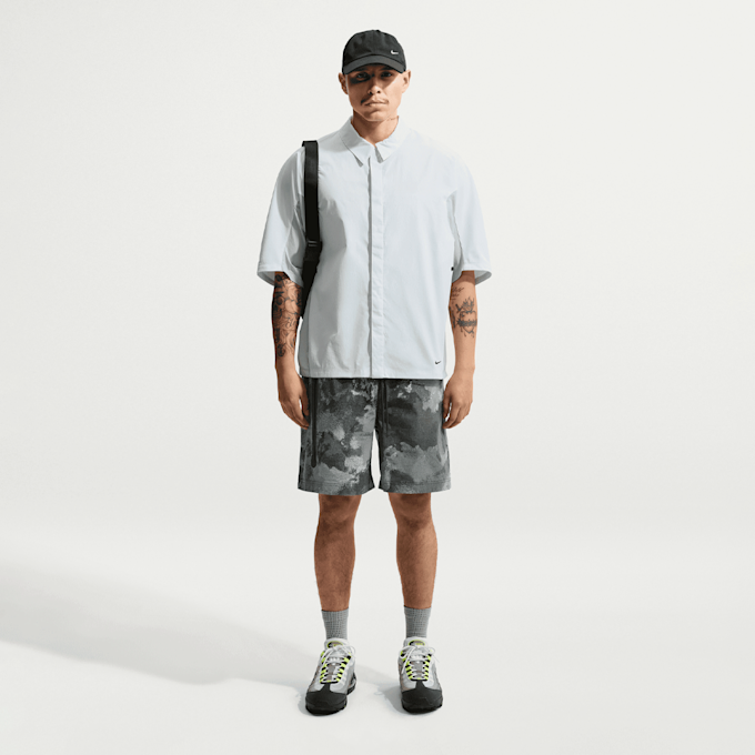 Nike   Dri-FIT Tech Woven Short All Over Print grijs 98192 6