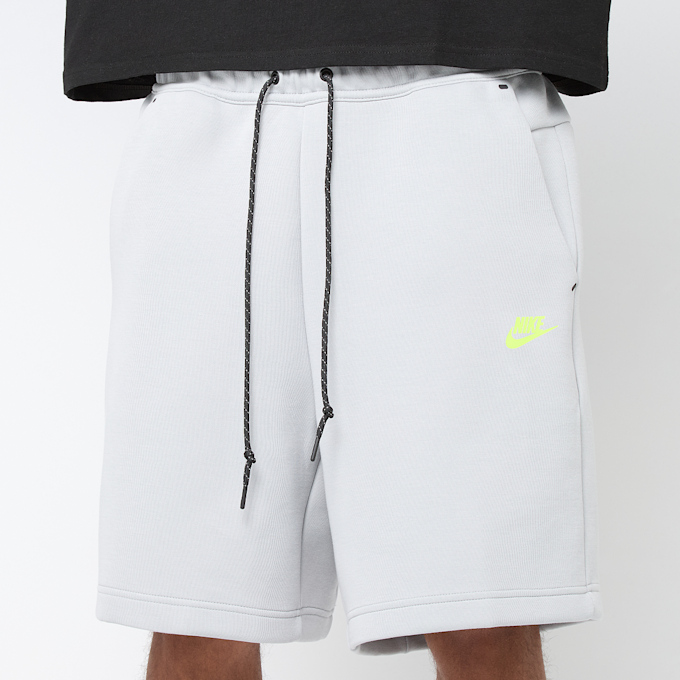 Nike   Tech Fleece Shorts gris 98195 2