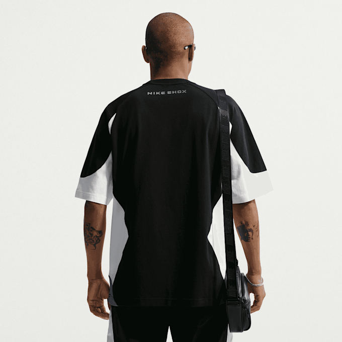 Nike   Sportswear Shortsleeve Shox Top czarny 98194 2