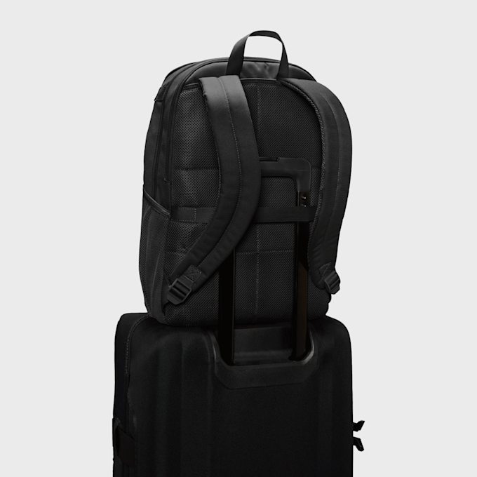 Nike   Brasilia 9.5 Backpack preto 98308 9