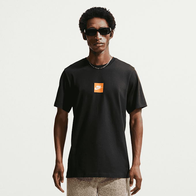 Nike   Sportswear T-Shirt noir 98300 1