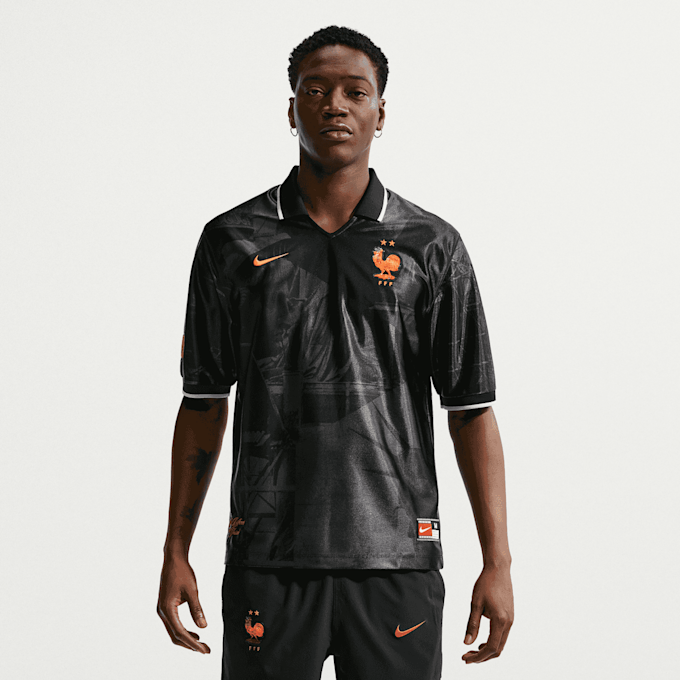 Nike FFF Energy Dri-FIT Short-Sleeve Soccer Top schwarz 98293 1