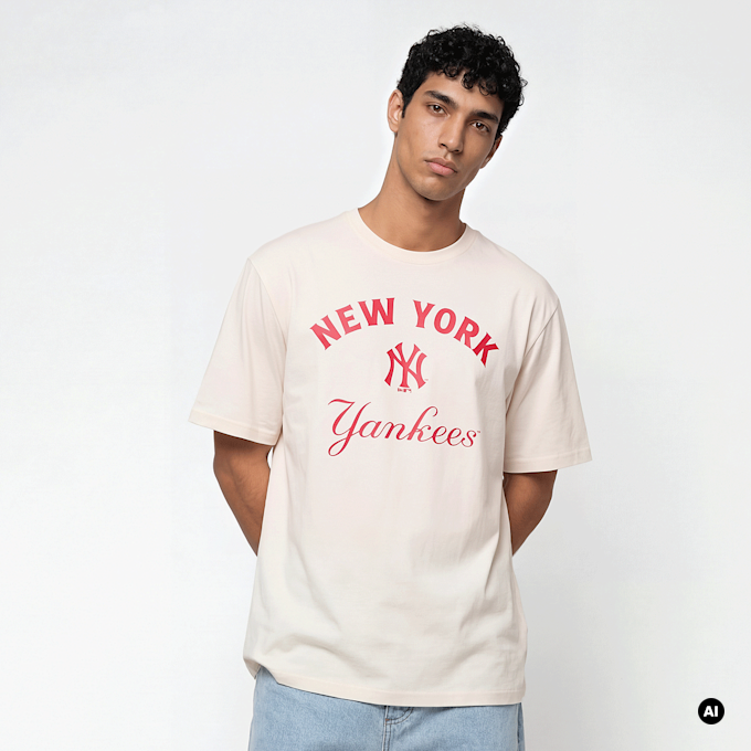 New Era MLB CF Graphics Regular Tee New York Yankees beige 98766 1