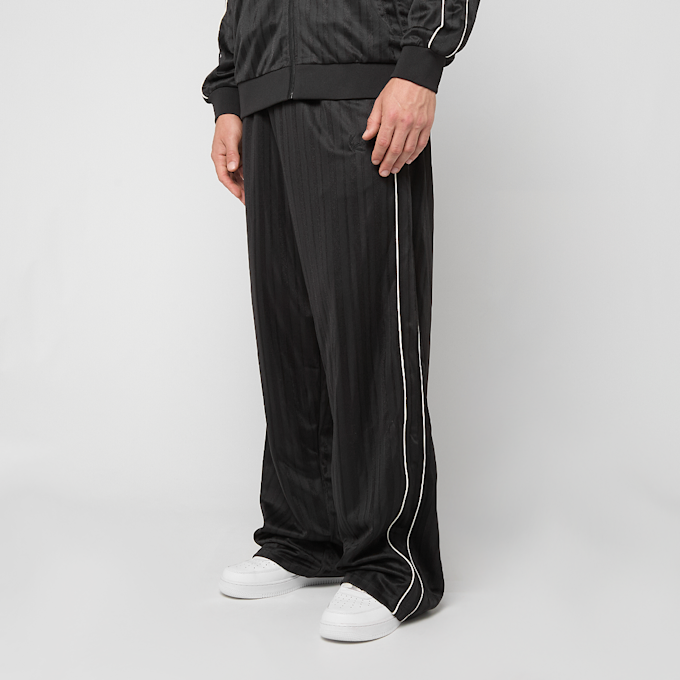 Karl Kani Signature Shadow Stripe Baggy Trackpants preto 98829 1