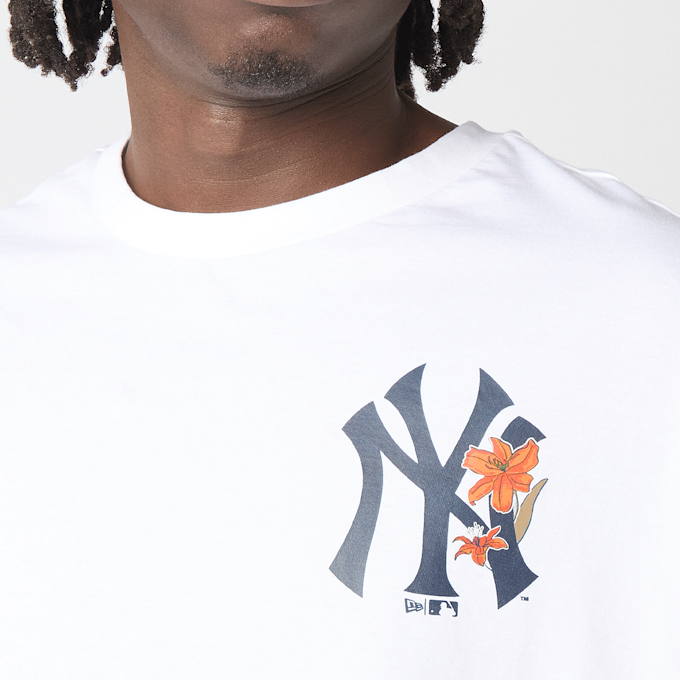 New Era MLB Floral Oversized Tee blanco 99350 3