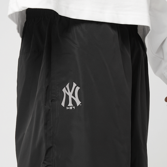 New Era MLB Core Plus Short noir 99360 4