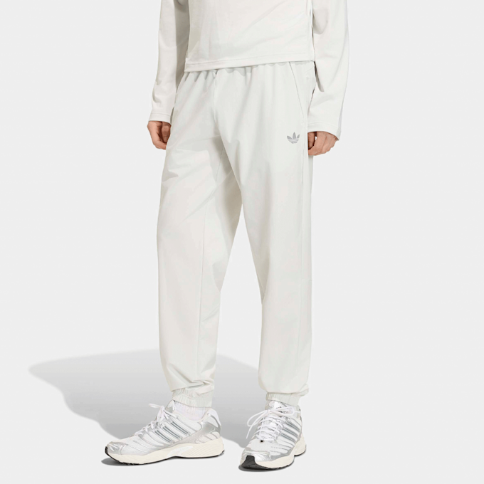 adidas Originals Tech Essential Woven Trackpant siva 99578 1