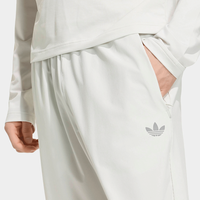 adidas Originals Tech Essential Woven Trackpant siva 99578 3