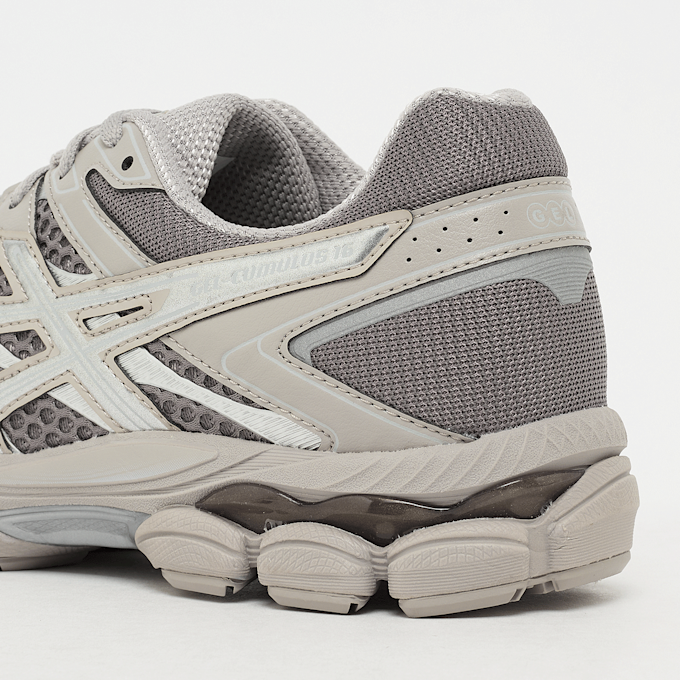 ASICS SportStyle Gel-Cumulus 16 gris 100106 7