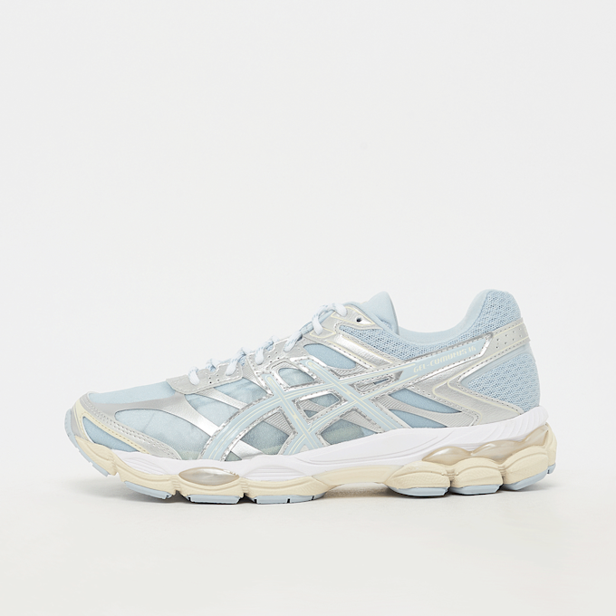 ASICS SportStyle Gel-Cumulus 16 black/black plava 100110 1