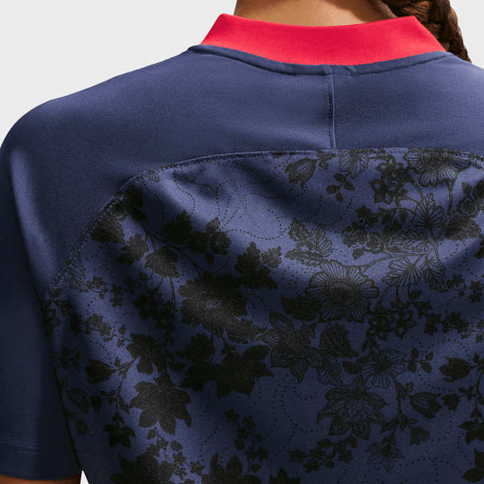Nike   Sportswear Trend Football Crop Top bleu 100168 4