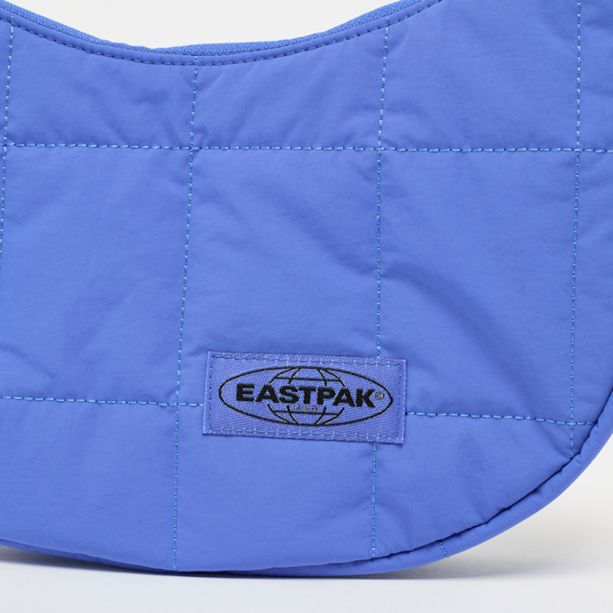 Eastpak Half Moon Bag bleu 100300 4