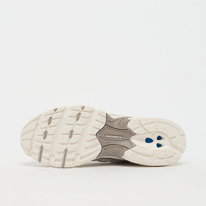 New Balance 740 beż 100661 4