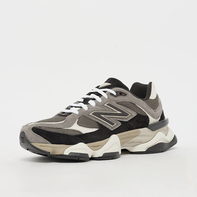 New Balance 9060 grigio 100675 2