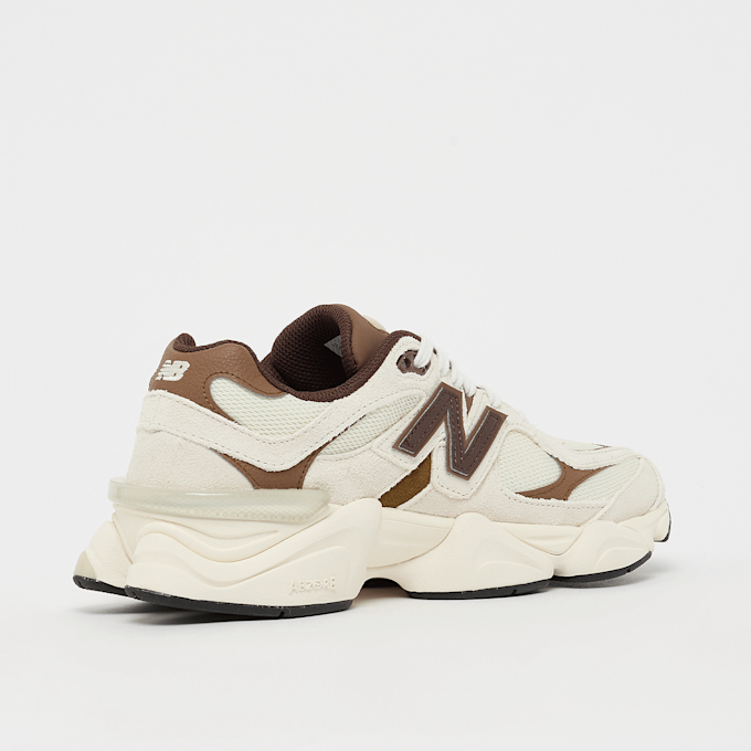 New Balance 9060 beż 100673 3