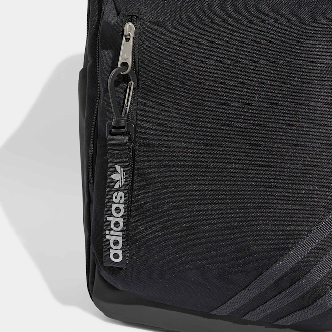 adidas Originals Rucksack schwarz 100722 6