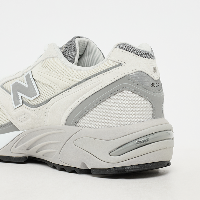 New Balance 880 beż 100861 6