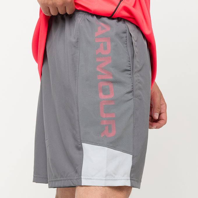 Under Armour Tech Utility Shorts gris 100753 3