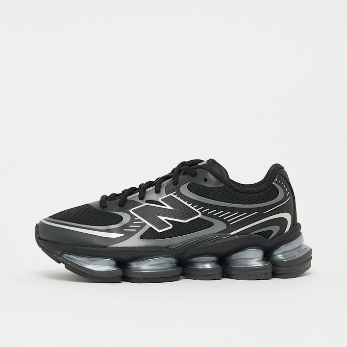 New Balance 2000 zwart 100867 1