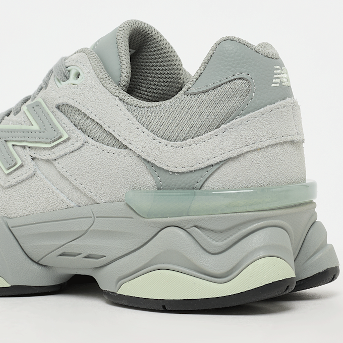 New Balance 9060 (GS) cinzento 100877 7