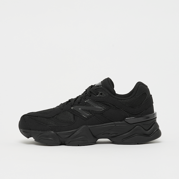 New Balance 9060 czarny 100880 1