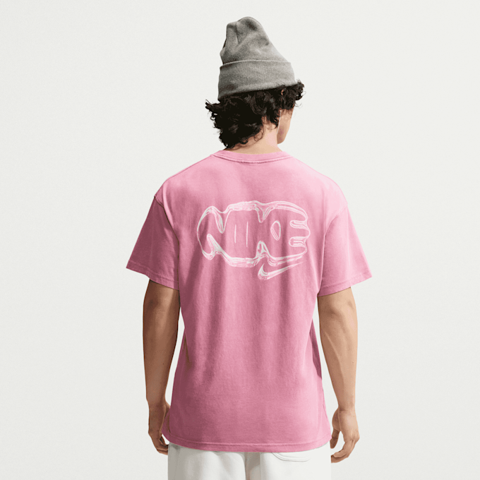 Nike   Sportswear Graphics Short Sleeve Tee rose 101001 1