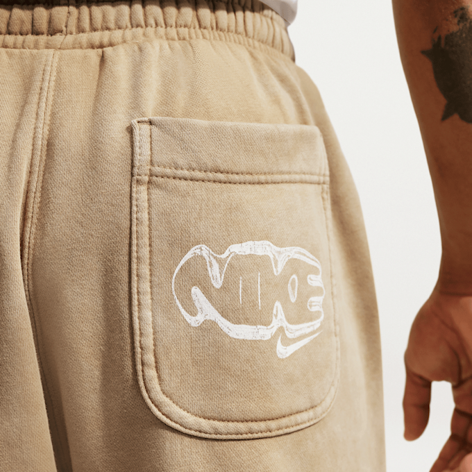 Nike   Sportswear Graphic Short beige 100999 5