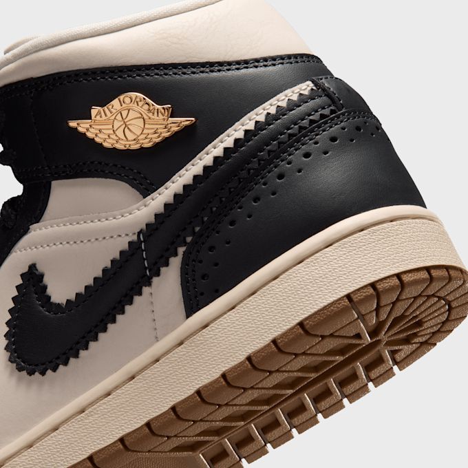 Jordan Air Jordan 1 Mid SE preto 100983 8