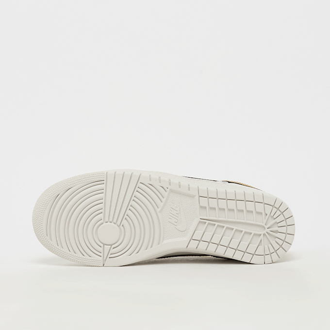 Jordan Air Jordan Skyline Low biały 100989 4