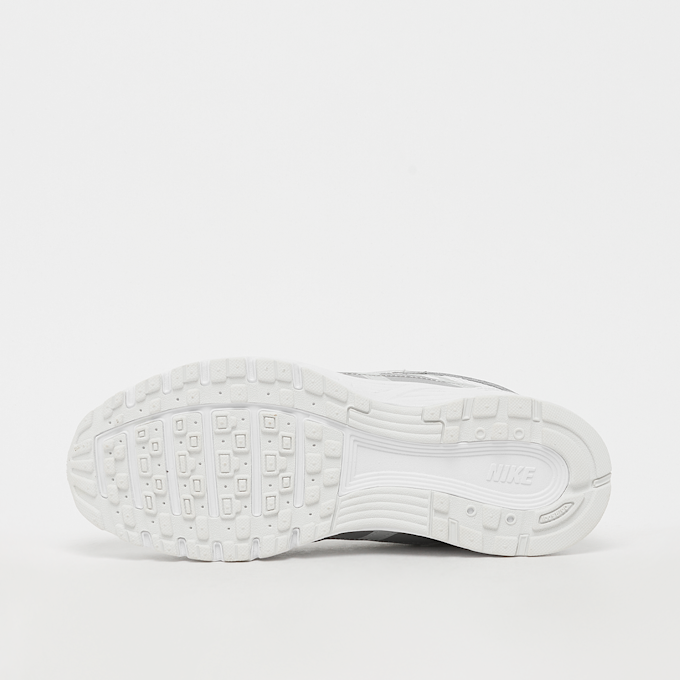 Nike   P-6000 (GS) zilver 101155 4