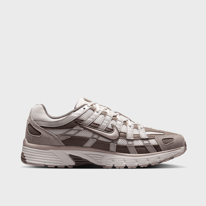 Nike   P-6000 grigio 101121 2