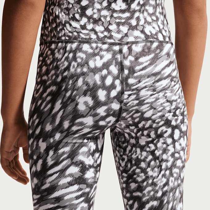 Nike   One Dri-FIT Flared Leggings noir 101518 4