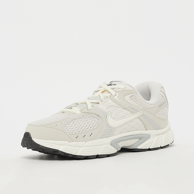 Nike   V5 RNR (GS) beige 101496 2