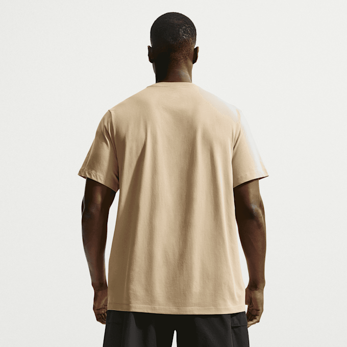 Nike Sportswear Club T-Shirt beige 101450 2