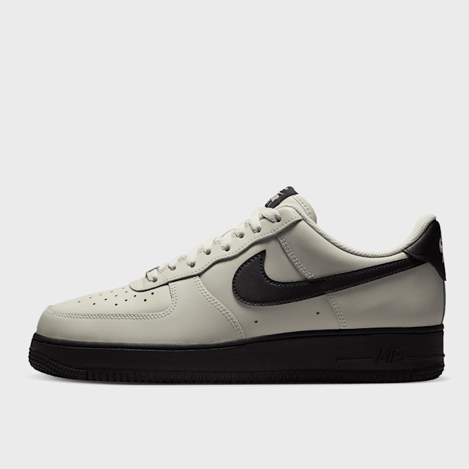 Nike   Air Force 1 '07 grau 101426 1