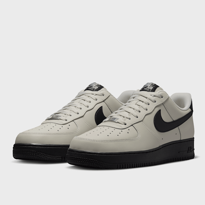 Nike   Air Force 1 '07 gris 101426 3