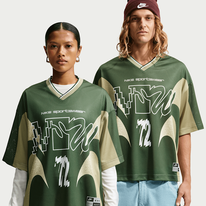 Nike   Sportswear Loose Mesh T-Shirt groen 101388 1