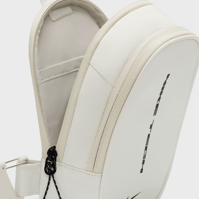 Nike Sportswear Commute Crossbody Tech beige 101401 4