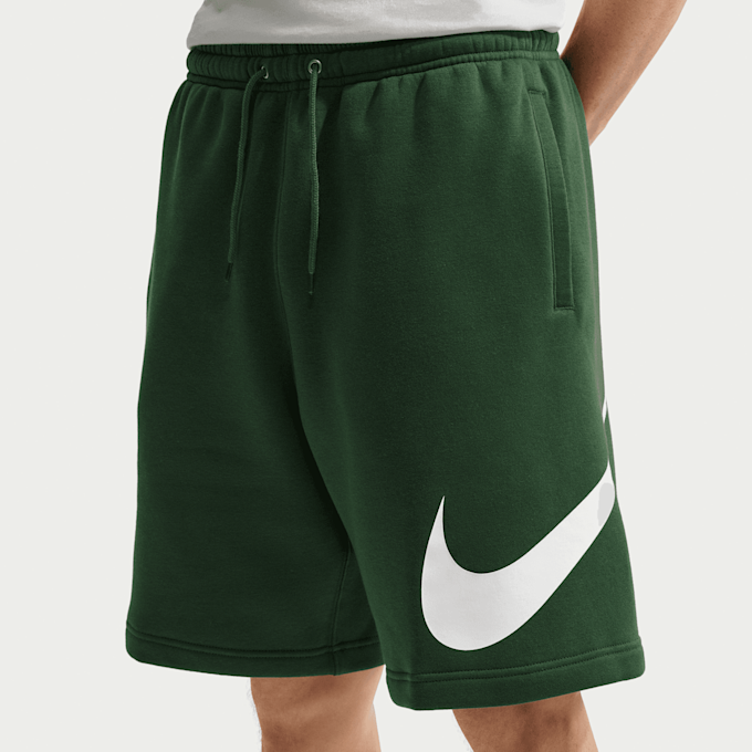 Nike   Club Fleece Shorts verde 101385 3
