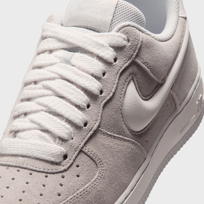 Nike   Air Force 1 '07 LV8 gris 101436 7