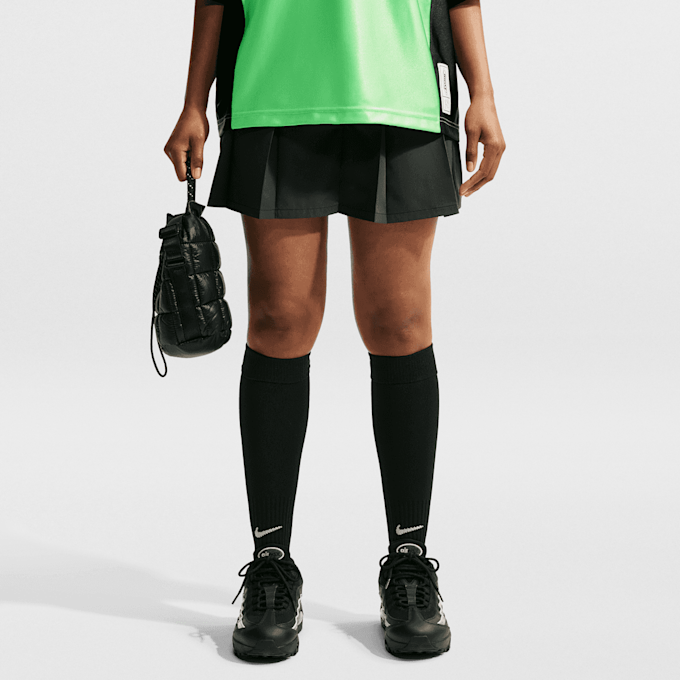 Nike Sportswear Pleated Miniskirt schwarz 101582 1