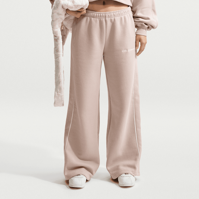 Nike   Studio Fleece Medium Weight Mid-Rise Wide Leg beż 101603 1