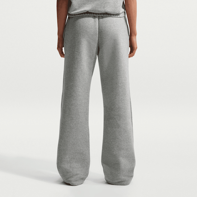 Nike   Studio Fleece Mid-Waist Open-Hem Pant grau 101615 2
