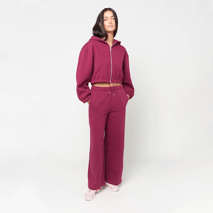 Urban Classics Ladies Fluffy Wideleg Trackpants crvena 102031 4