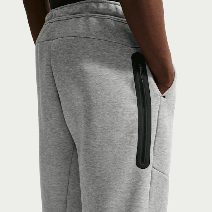 Nike   Tech Fleece Open Hem Pant gris 102022 4