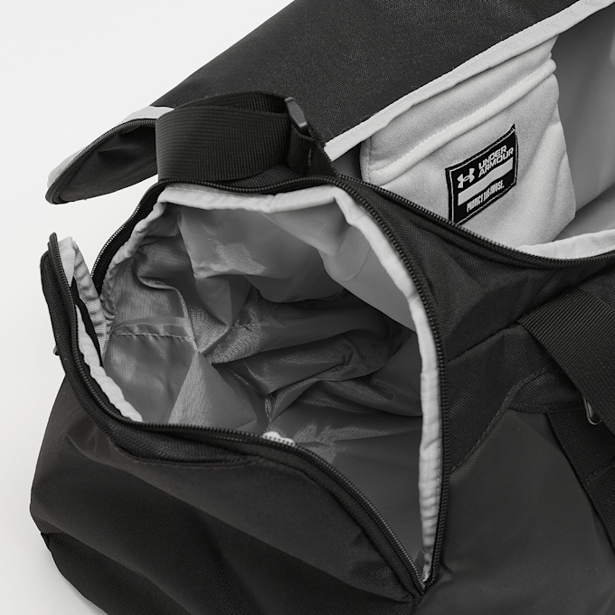 Under Armour Undeniable 5.0 Duffle SM schwarz 102098 6