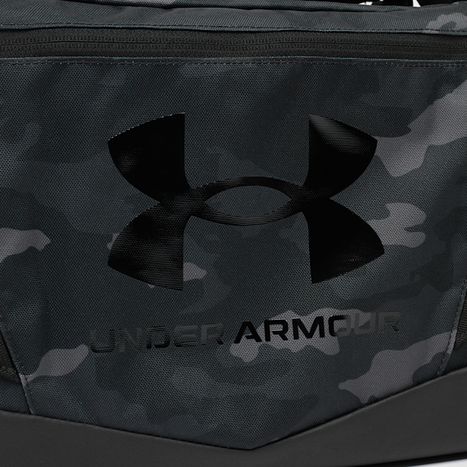 Under Armour Undeniable 5.0 Duffle Small crna 102101 4
