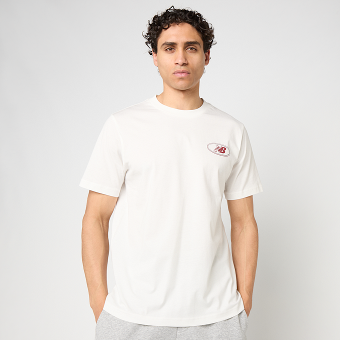 New Balance Oval T-Shirt weiß 102737 1