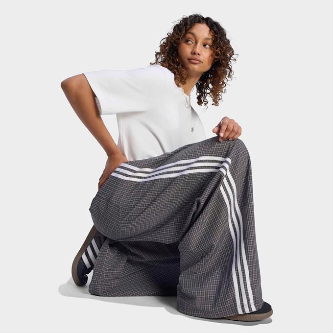adidas Originals Checks Trouser Loose Pants grau 102747 3