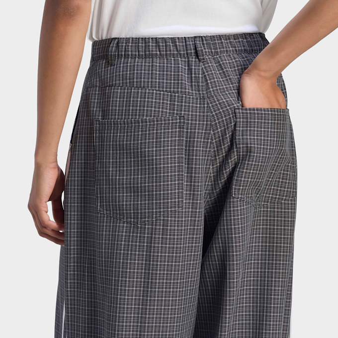 adidas Originals Checks Trouser Loose Pants grau 102747 4